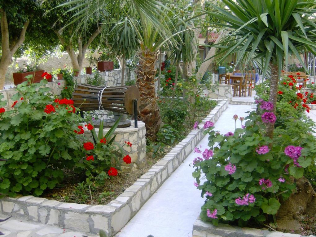 Villa Costas - Popi Sivas Екстер'єр фото