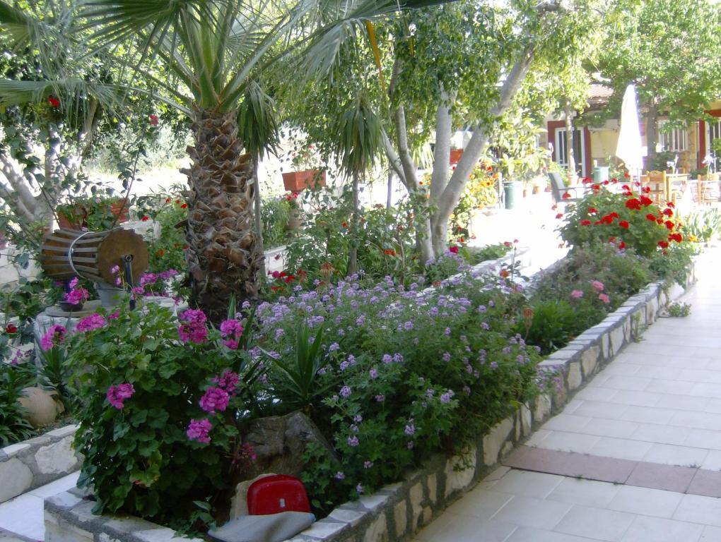 Villa Costas - Popi Sivas Екстер'єр фото